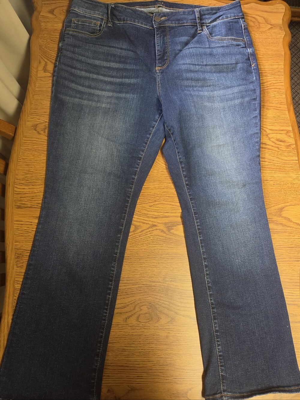 Kut from the Kloth Medium/Dark Blue Baby Boothcut Jeans Size 18W
